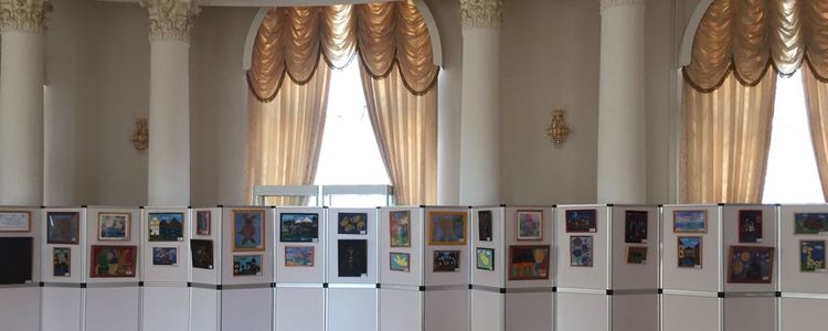Выставка работ учащихся школы ФРЦ "РАСсвет" в Министерстве образования и науки РФ